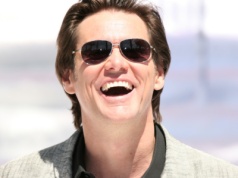 Jim Carrey wystąpi w filmowej wersji kultowej kreskówki? Dzieciaki lat 90' ją kochały