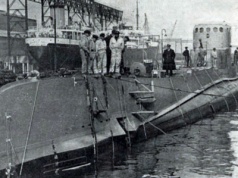 17 października 1938 r. zwodowano okręt podwodny ORP „Sęp”