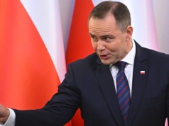 Dr Karol Nawrocki je kebaba. "To jest chłop z jajem. Nieustraszony i konsekwentny"