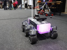 Zobacz pojedynki robotów