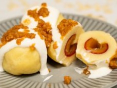 Knedle ze śliwkami jak u babci. Sprawdzony przepis na obiad z dzieciństwa