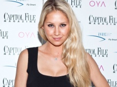 44-letnia Kurnikowa jest w ciąży. Tak dziś wygląda