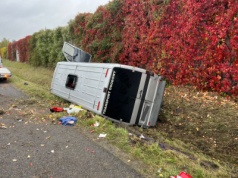 Wypadek busa na S7 pod Grójcem