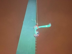 Tak wyglądała akcja strażaków. Zdejmowali z wysokości 40 metrów hulajnogę