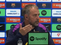 Sceny na konferencji. Flick się wściekł. "To bzdury"