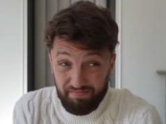 Luka poszedł do fast fooda i ODPALIŁ SIĘ na obsługę: "Patola. Pani pomyliła napój. (...) RZUCIŁA KOTLETA!"