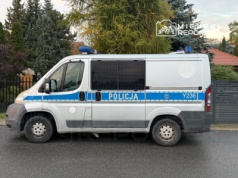 Rodzinna tragedia. Syn zaatakował ojca i matkę. Mężczyzna zginął na miejscu, kobieta z ciężkimi obrażeniami