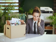 Jak w Polsce traci się dziś pracę? „Szef siedział ze spuszczoną głową i nie był w stanie nawet spojrzeć mi w oczy”