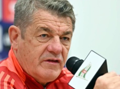 „Pozycja Piasta w tabeli nie oddaje w pełni ich możliwości” – John Carver, przed meczem w Gliwicach