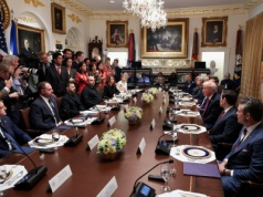 Trump na spotkaniu z Zełenskim: Tomahawki mogą zostać odebrane przez Putina jako eskalacja