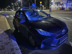 Rowerzysta potrącony na pasach. Mężczyzna jest w ciężkim stanie. Na miejscu śmigłowiec LPR