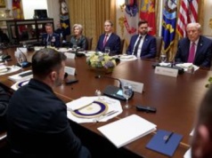 "Bolesne punkty" Rosji. Zełenski przybył do USA z mapami