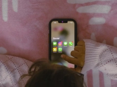 Ten świat pożera i wypluwa ofiary. „Mamo, ty nie masz głowy”