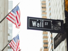 Wall Street zyskuje po burzliwym tygodniu. Banki i technologia znów na plusie