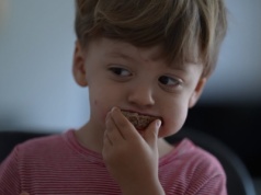 Rodzicu, myślisz, że to zdrowe? Lekarze ostrzegają przed tymi 7 produktami