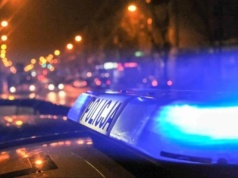 Nocny wypadek radiowozu w Warszawie. Czterech policjantów w szpitalu