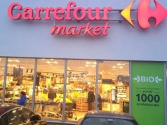 Czy rząd przejmie sieć Carrefour? Rolnicy będą współwłaścicielami?