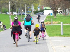 Sejm zdecydował, że kaski dla dzieci będą obowiązkowe