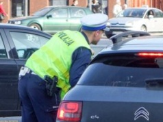 Szok, popłoch, sypią się mandaty. Pierwszy sukces internetowych szeryfów od parkowania