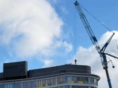 Misja specjalna na dachu Grunwaldzki Center. Duże utrudnienia przy rondzie Reagana