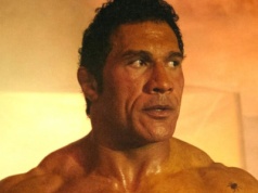 Nie uwierzysz, że to on. Hollywoodzki gwiazdor nie do poznania w nowym filmie