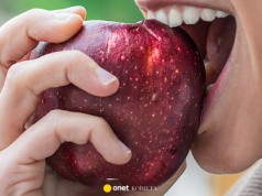 Pora dnia jedzenia jabłka ma znaczenie w odchudzaniu. Eksperci są zgodni