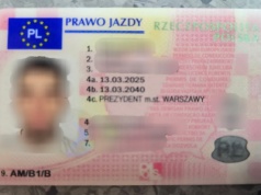 Ukrainiec zatrzymany z fałszywym prawem jazdy. Kupił je w internecie za 1600 euro