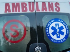 Wypadek podczas prac w banku w centrum Ciechanowa. Ściana zawaliła się na dwóch mężczyzn