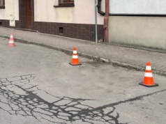 Szeryf blokuje miejsca parkingowe. Jak sobie z nim poradzić?