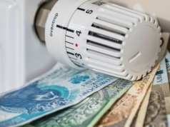 W ten sposób tylko podnosisz rachunki za ogrzewanie. Wielu Polaków wciąż popełnia ten błąd