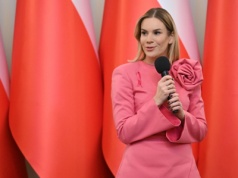 Pierwsza Dama zaatakowana za... promocję profilaktyki