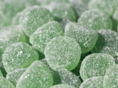 Przeziębiony? Objawy mogą złagodzić popularne słodycze