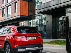 Koniec z ulgą na samochody elektryczne. "Pora wycofywać przywileje"