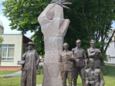 W Braniewie odsłonięto pomnik Kresowych Żołnierzy Niezłomnych Wyklętych