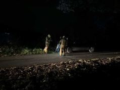 Jedno auto w rowie. Zakrzów