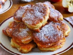 Racuchy robię bez drożdży. Z innym składnikiem smakują jeszcze lepiej i są bardzo puszyste