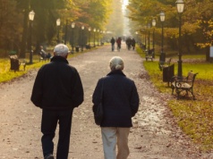 Żyjemy dłużej niż kiedykolwiek, ale młodzi umierają częściej