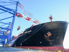 Nowy szlak handlowy z Azji do Europy. Pierwszy kontenerowiec wpłynął do Gdańska