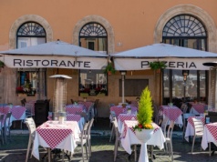 Gdzie zjeść w Rzymie? Kulinarna podróż po sercu Wiecznego Miasta