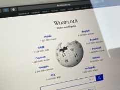 Wikipedia skarży się na AI. Problem jest poważny