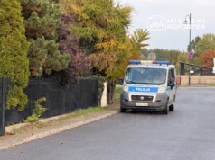 Znamy szczegóły zbrodni pod Radomiem. “Zadał im po kilka ciosów, powodując rany cięte i kłute”