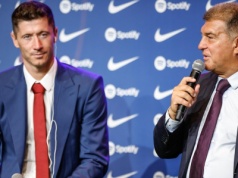 Szok! Polskie kluby wciąż czekają na pieniądze od... Barcelony. Transfer Lewandowskiego w tle