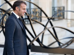 Prezydent Francji zabrał głos po napadzie na Luwr. Padły deklaracje