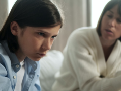 Na korepetycje wydaje prawie 600 zł, a oceny nadal ma fatalne. "Co z moim dzieckiem jest nie tak?"