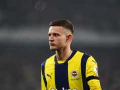 Kibice Fenerbahce mają dość Szymańskiego? Straszne gwizdy