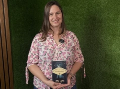 Na co dzień pracuje w laboratorium, a teraz wydała swoją debiutancką powieść. Poznaj Aleksandrę Radko