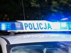 Ciało ze śladami ugryzień pod Łodzią. Policja wyjaśnia