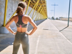 Jak urozmaicić spacery i biegi? Eksperci mają niecodzienny pomysł. „Zaczynać powoli”