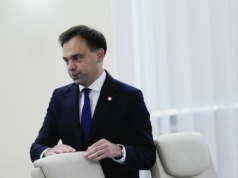 Dług Polski bliżej symbolicznej granicy. "Zagrożenie dla stabilności kraju"