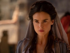 Afera wokół kontynuacji Pasji Mela Gibsona! Poszło o Kasie Smutniak w roli Maryi